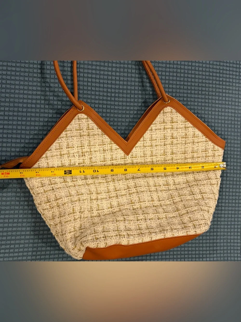 Women’s lightweight Tote